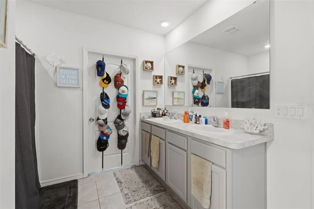 2609 GRAND CENTRAL AVENUE Tavares, FL 32778