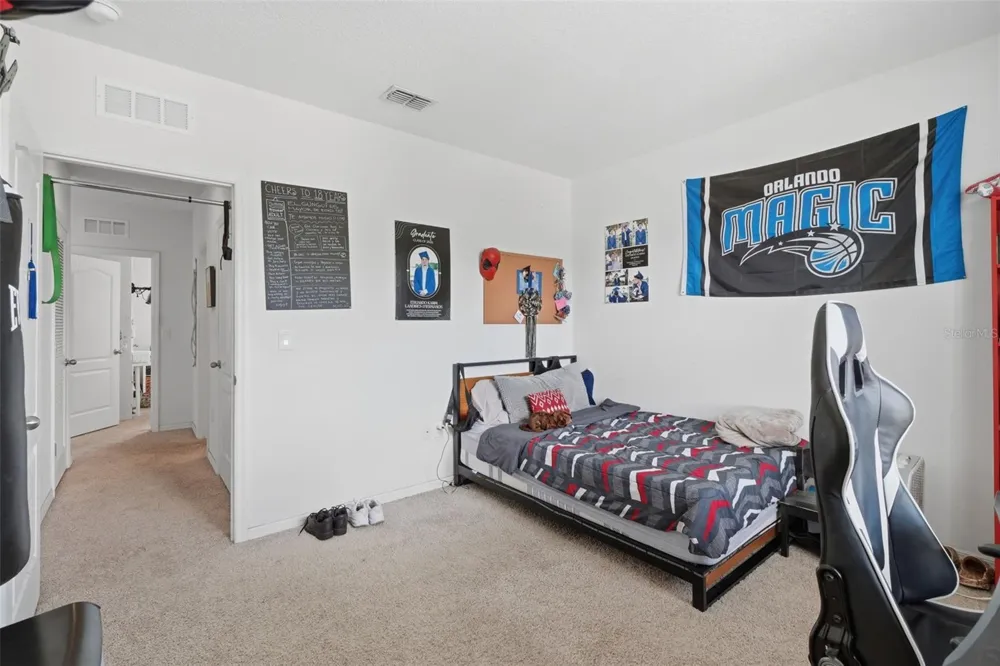 2609 GRAND CENTRAL AVENUE Tavares, FL 32778