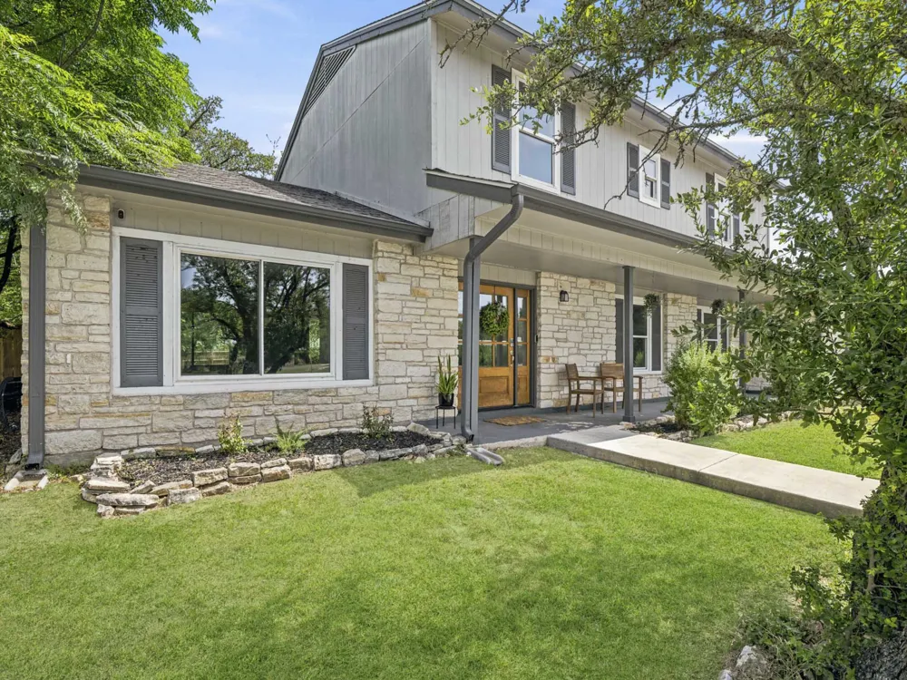 411 Carriage Oaks Drive Liberty Hill, TX 78642