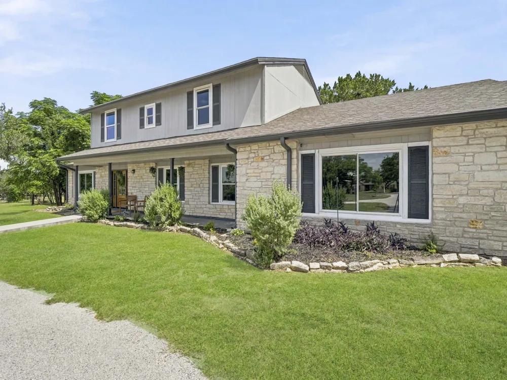 411 Carriage Oaks Drive Liberty Hill, TX 78642