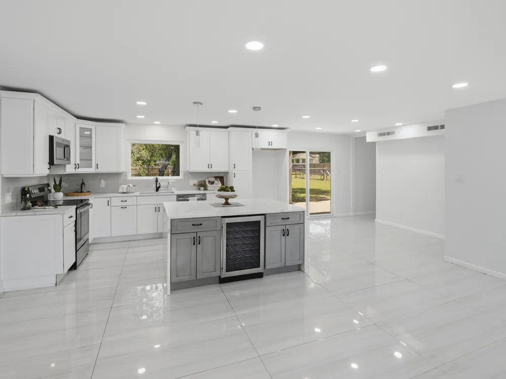 411 Carriage Oaks Drive Liberty Hill, TX 78642