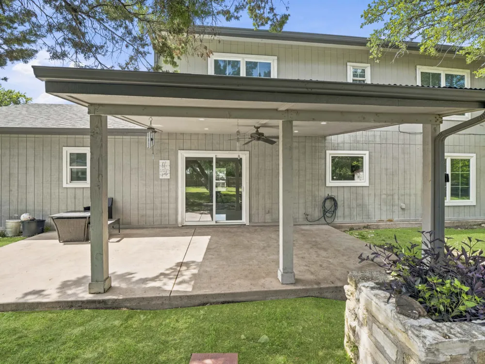 411 Carriage Oaks Drive Liberty Hill, TX 78642