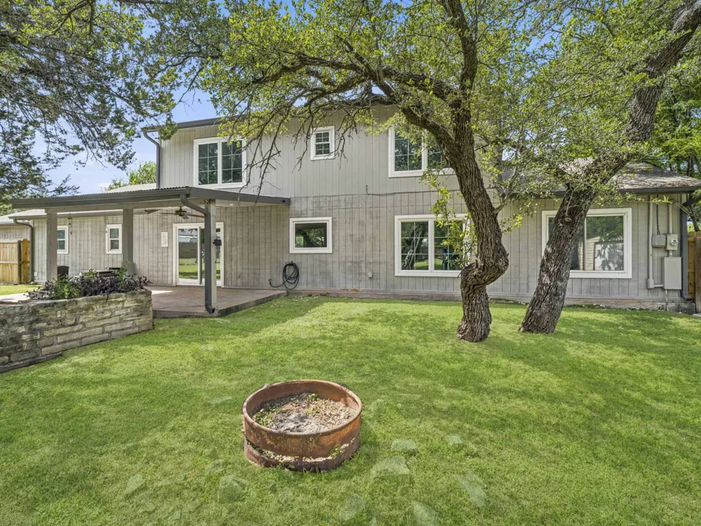 411 Carriage Oaks Drive Liberty Hill, TX 78642