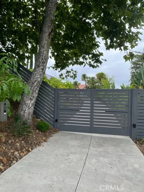 2109 Hillsbury Road