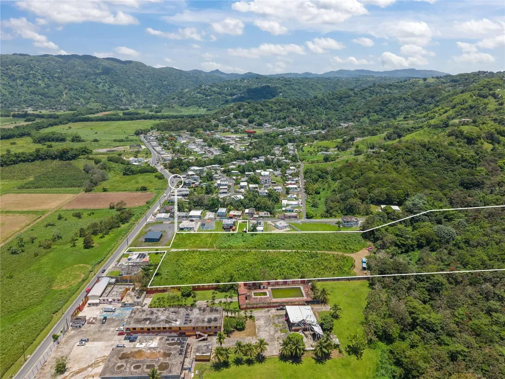 PR 182 KM 3.3 BO. CALABAZAS Yabucoa, PR 00767