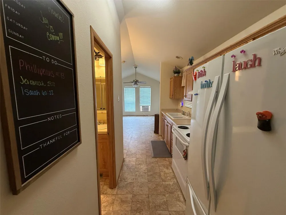 415 12th San Leon, TX 77539