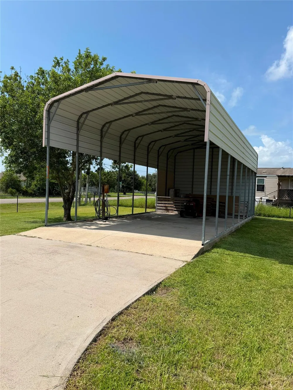 415 12th San Leon, TX 77539