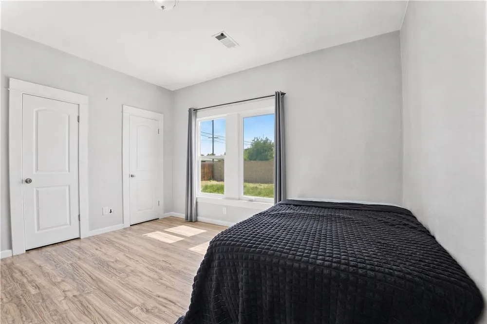 505 E Mayberry Avenue Hemet, CA 92543