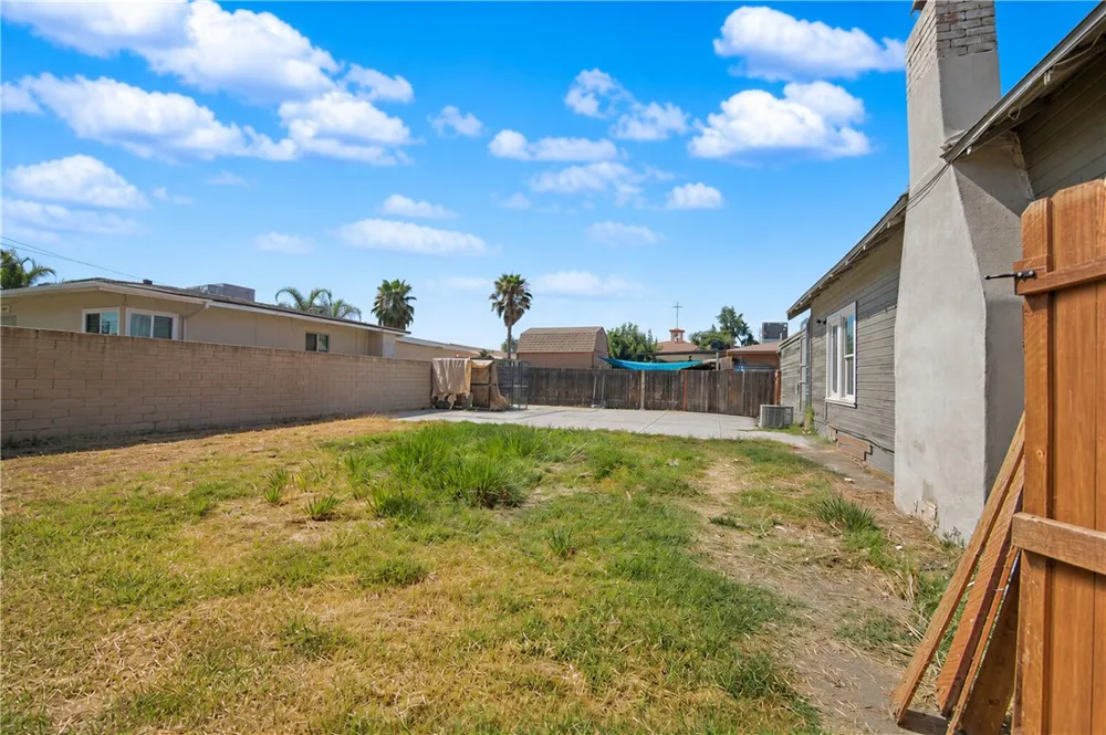 505 E Mayberry Avenue Hemet, CA 92543