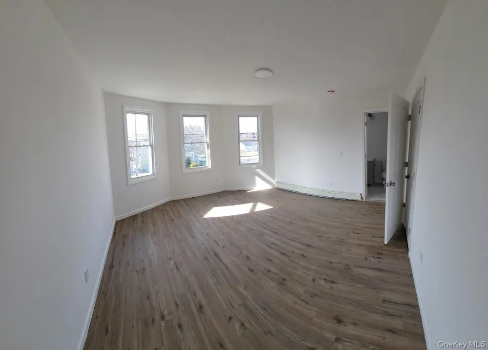 83 Kraemer Street #3 Hicksville, NY 11801