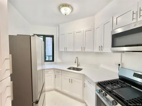 1651 Metropolitan Avenue #MB