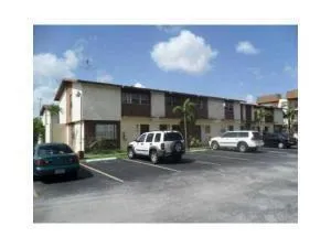 20 SW 108th Avenue #F4