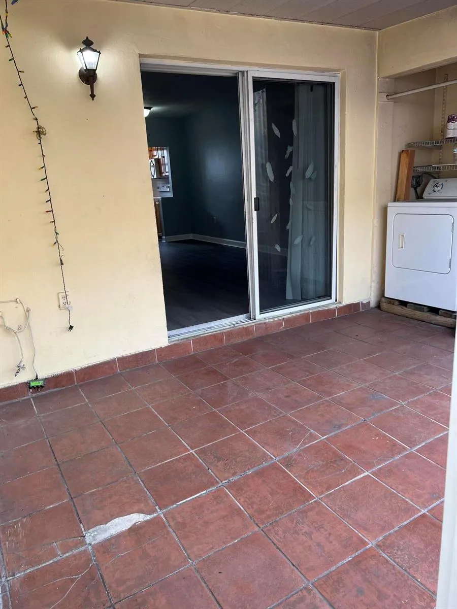 20 SW 108th Avenue #F4 Sweetwater, FL 33174