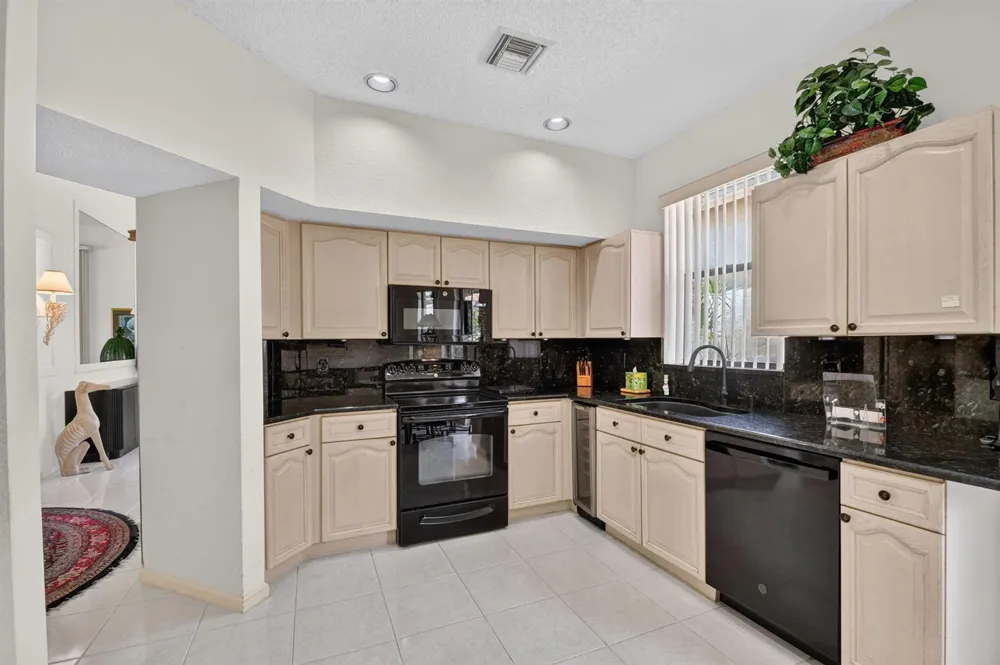 4548 Barclay Fair Way Lake Worth, FL 33449
