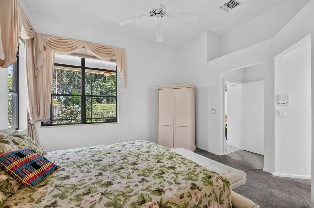 4548 Barclay Fair Way Lake Worth, FL 33449
