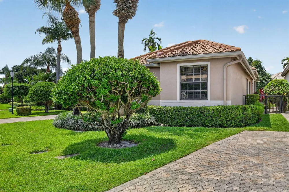 4548 Barclay Fair Way Lake Worth, FL 33449