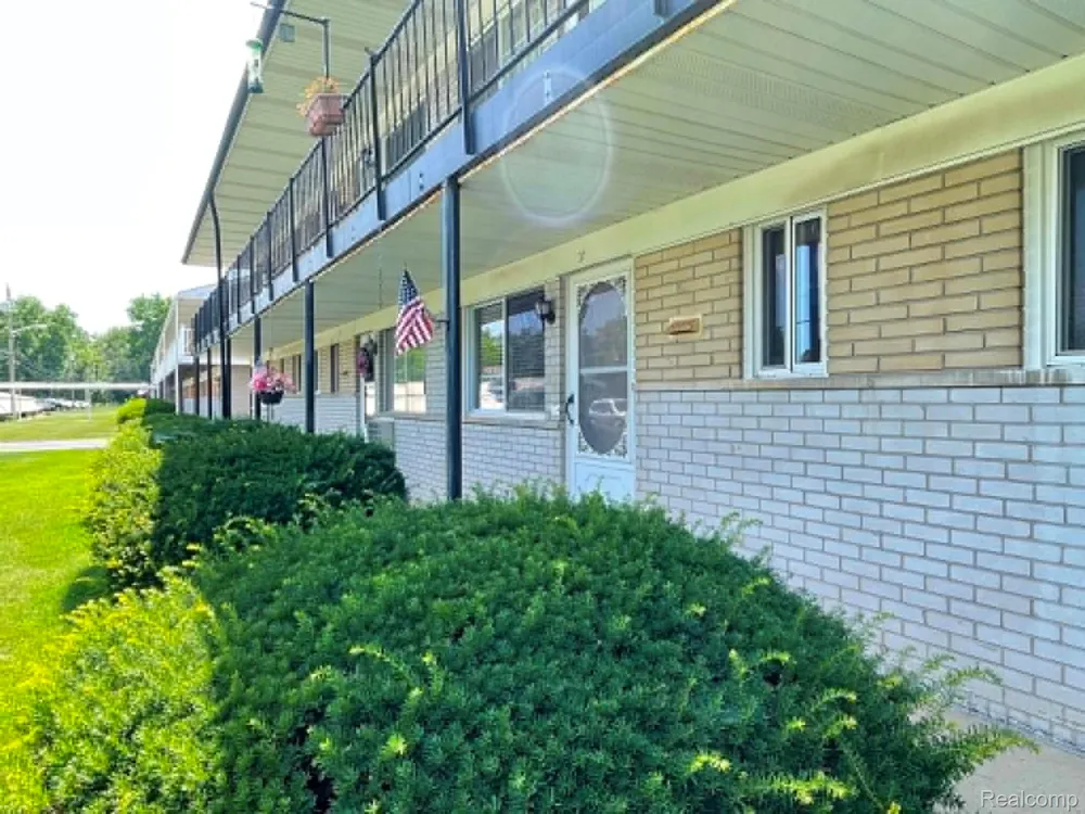 26965 Milford #37 South Lyon City, MI 48178