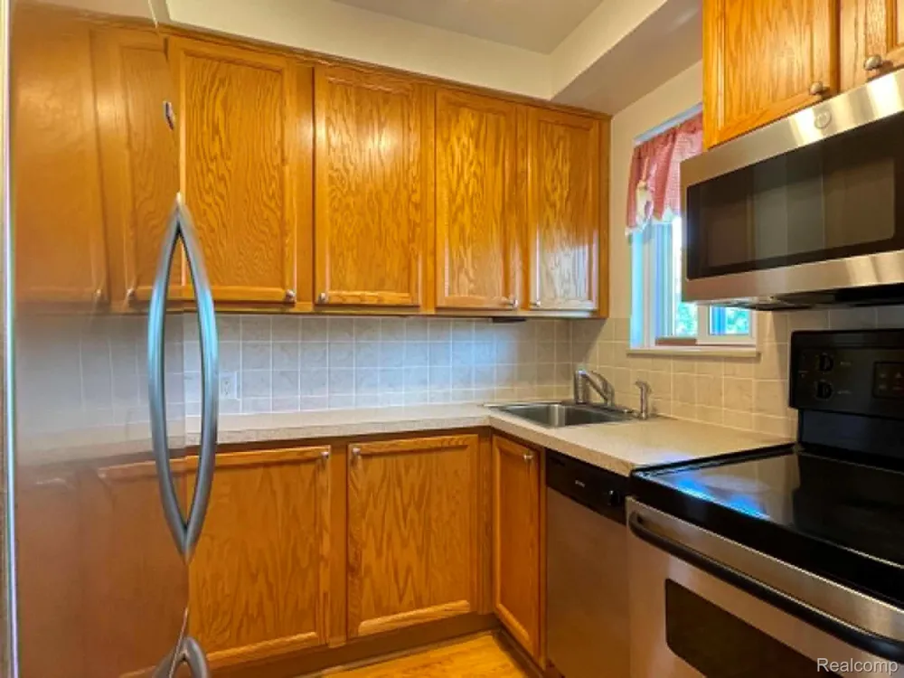 26965 Milford #37 South Lyon City, MI 48178
