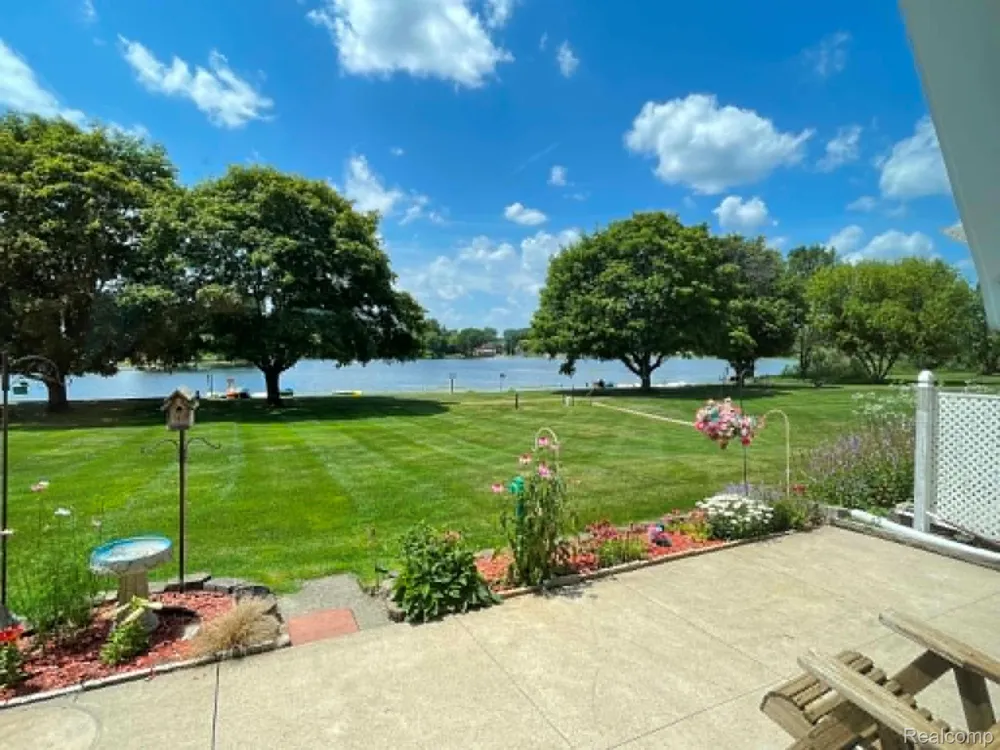 26965 Milford #37 South Lyon City, MI 48178