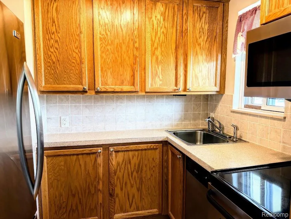 26965 Milford #37 South Lyon City, MI 48178