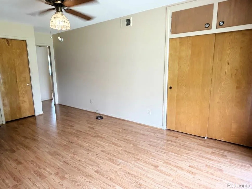 26965 Milford #37 South Lyon City, MI 48178