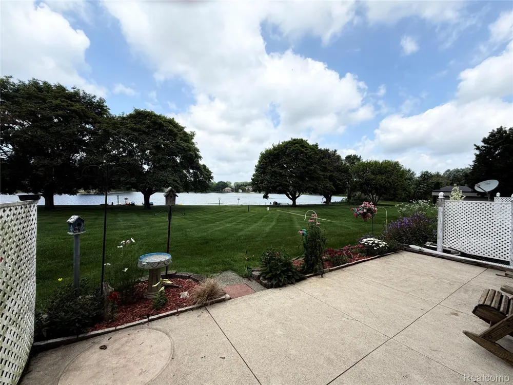26965 Milford #37 South Lyon City, MI 48178