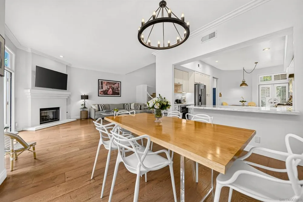 9753 Keeneland Row La Jolla, CA 92037