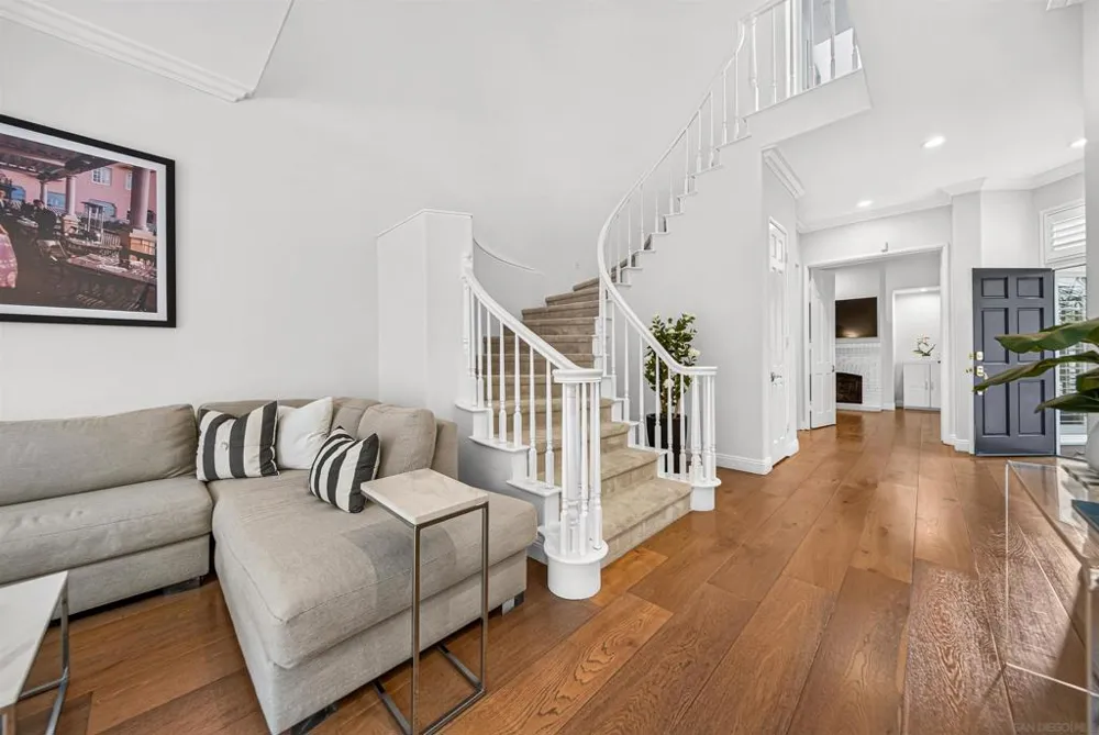 9753 Keeneland Row La Jolla, CA 92037