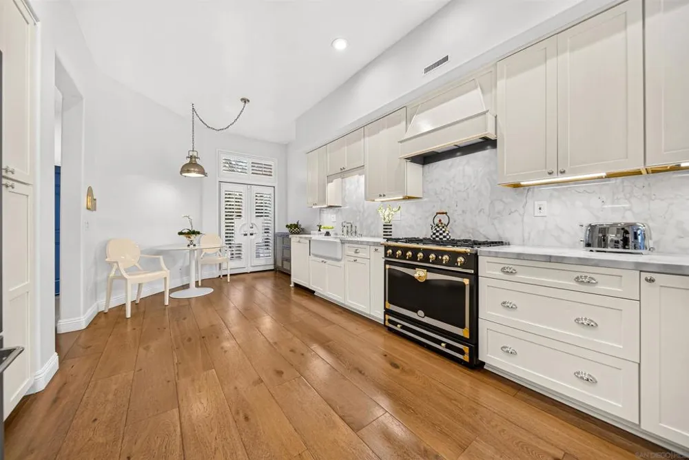 9753 Keeneland Row La Jolla, CA 92037