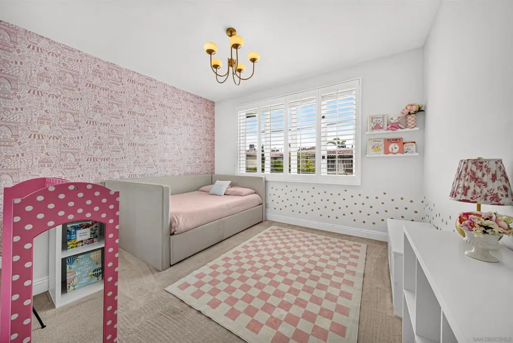 9753 Keeneland Row La Jolla, CA 92037