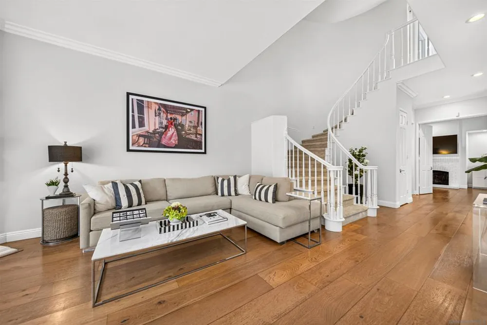 9753 Keeneland Row La Jolla, CA 92037