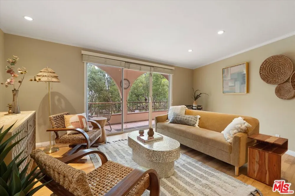 2025 4th Street #302A Santa Monica, CA 90405