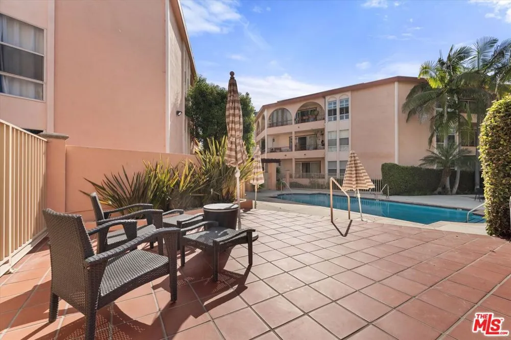2025 4th Street #302A Santa Monica, CA 90405