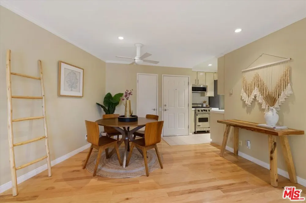 2025 4th Street #302A Santa Monica, CA 90405
