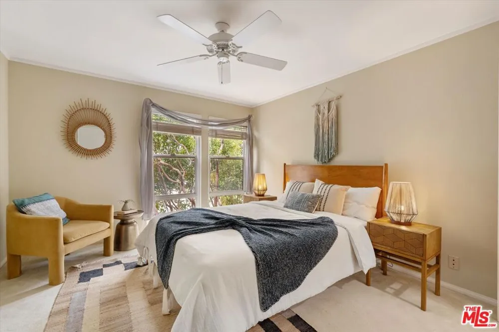 2025 4th Street #302A Santa Monica, CA 90405