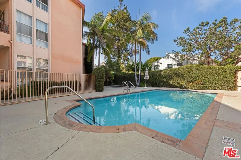 2025 4th Street #302A Santa Monica, CA 90405