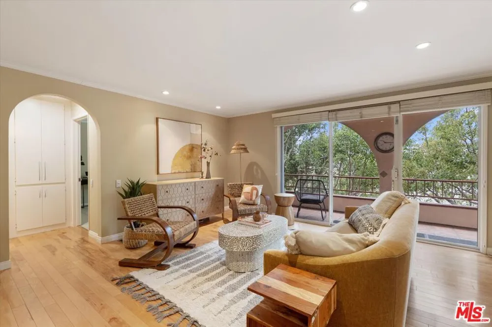 2025 4th Street #302A Santa Monica, CA 90405