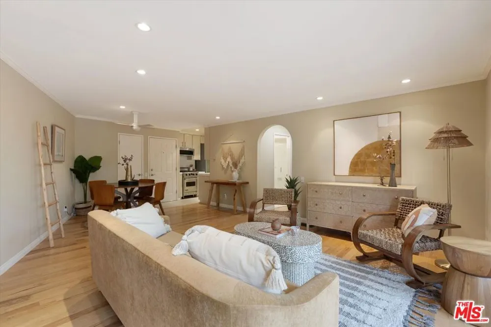 2025 4th Street #302A Santa Monica, CA 90405