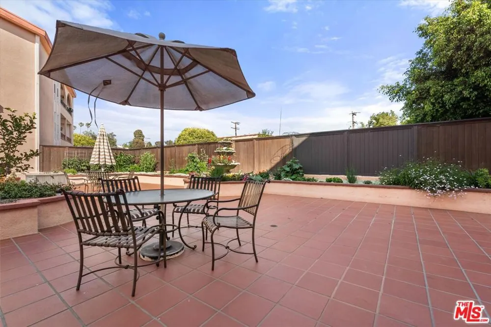 2025 4th Street #302A Santa Monica, CA 90405