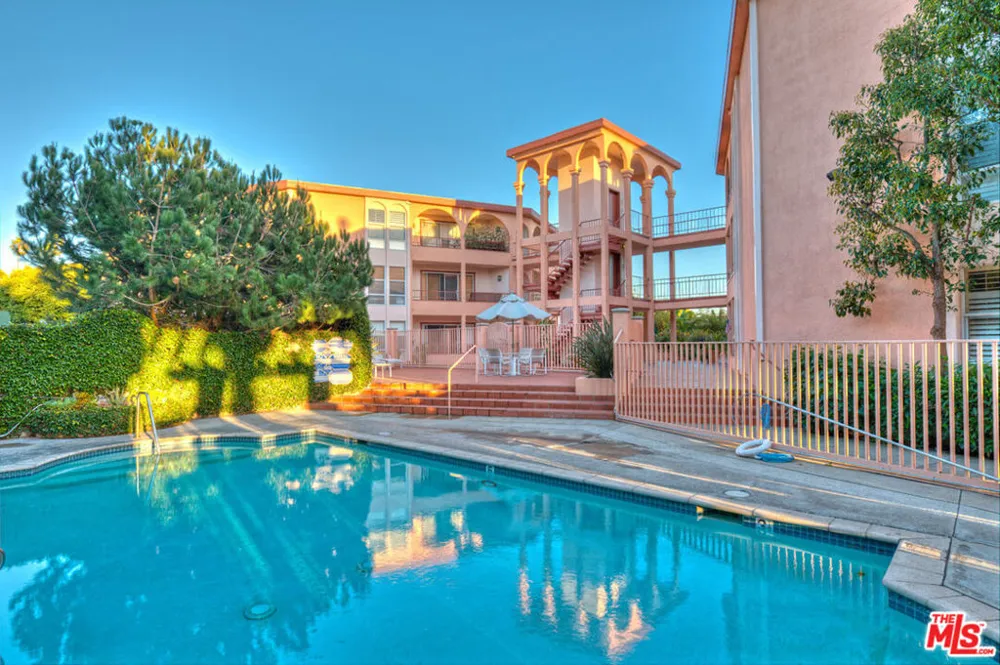 2025 4th Street #302A Santa Monica, CA 90405