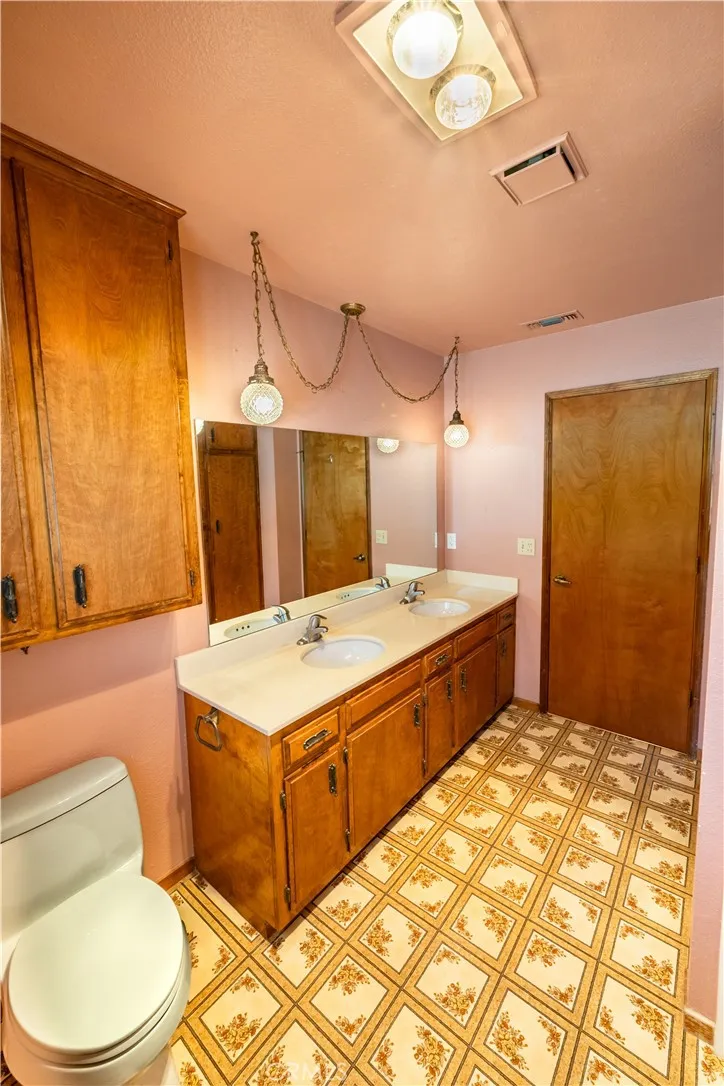 4417 Berkley Hemet, CA 92544