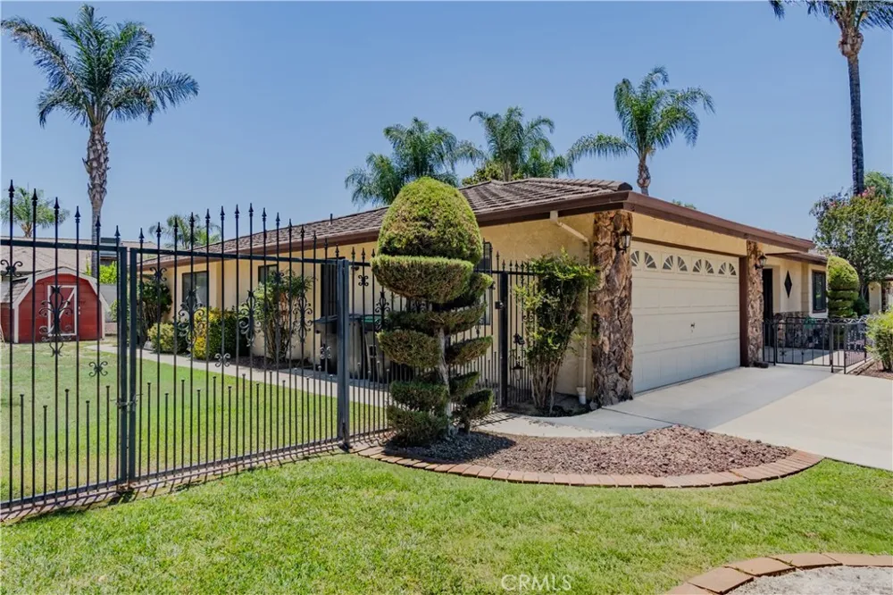 4417 Berkley Hemet, CA 92544