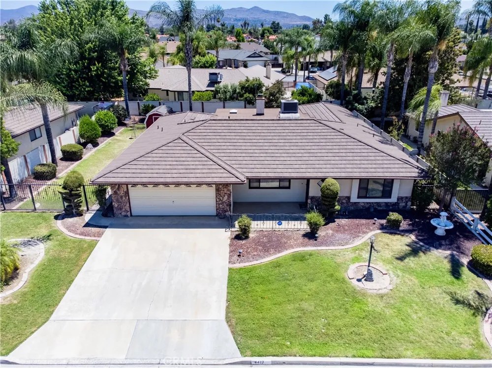 4417 Berkley Hemet, CA 92544