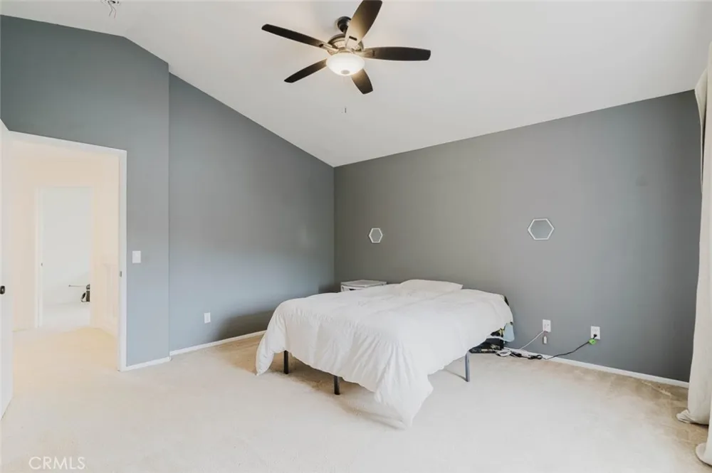 27631 Iris Place Castaic, CA 91384