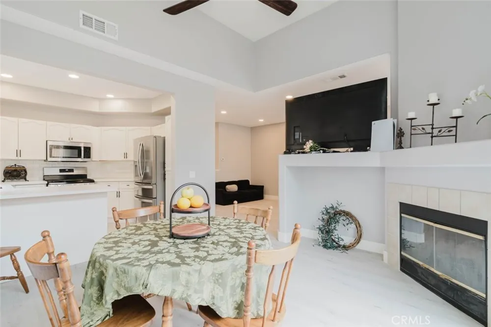 27631 Iris Place Castaic, CA 91384