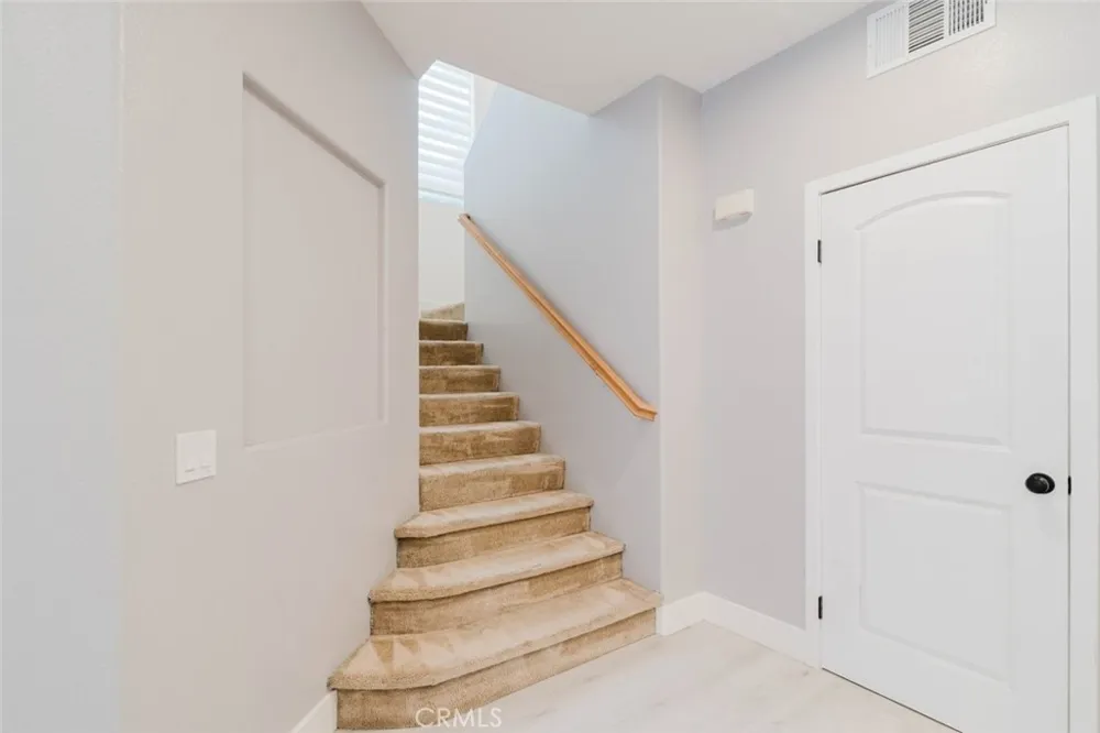 27631 Iris Place Castaic, CA 91384