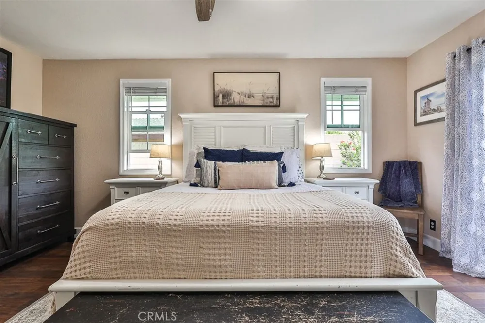 1421 E 15th Upland, CA 91786