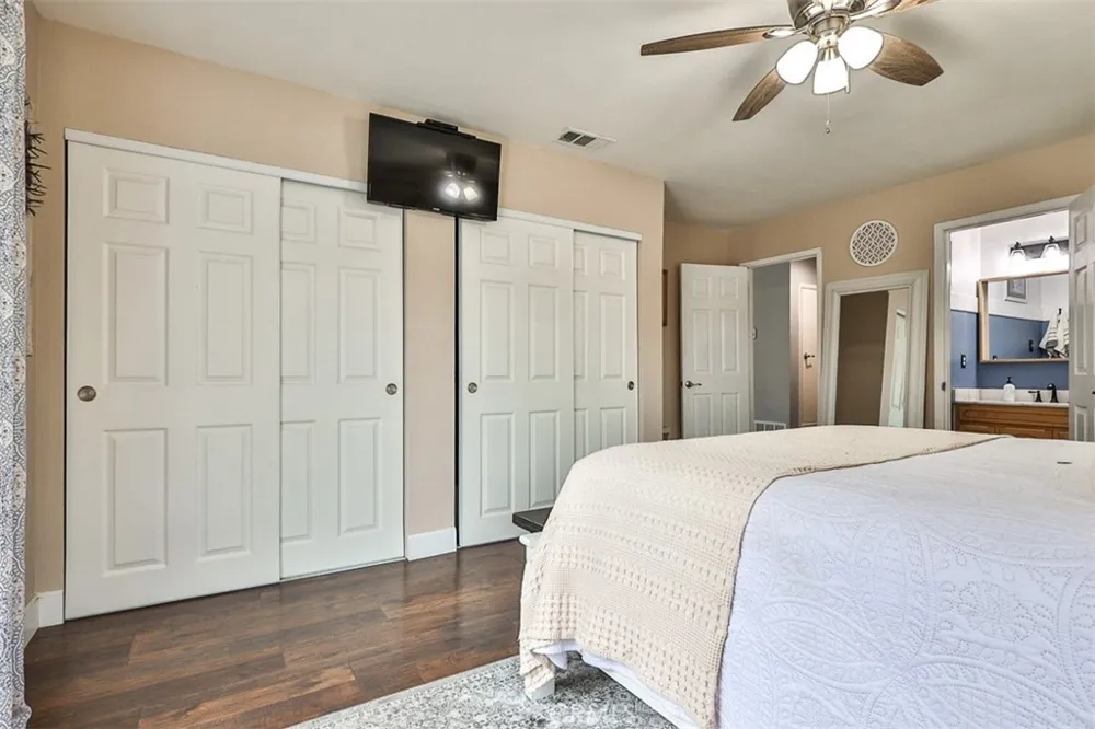 1421 E 15th Upland, CA 91786