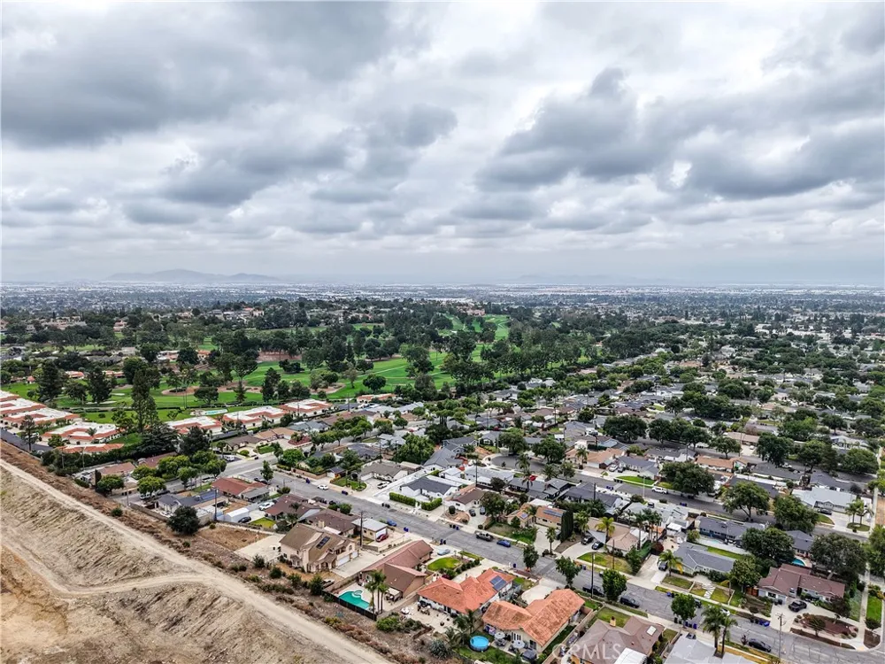 1421 E 15th Upland, CA 91786