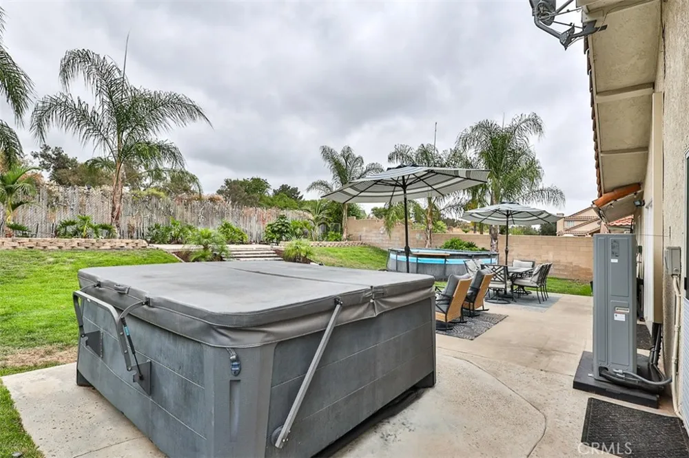 1421 E 15th Upland, CA 91786